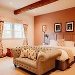 Отель The Fleece At Ruleholme *