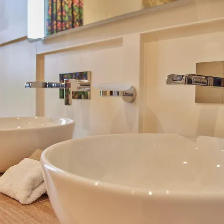 The Fleece At Ruleholme Hotel *