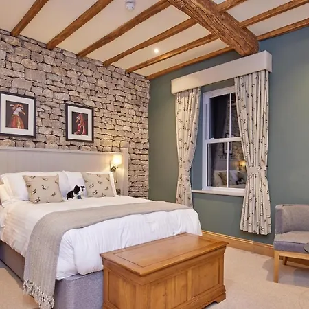 The Fleece At Ruleholme Hotel